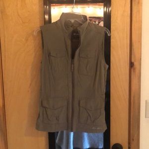 Eddie Bauer utility vest